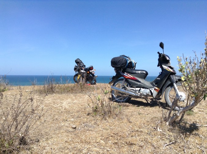 Juanita Chantik y Chinta Besar en Pintu Parunu